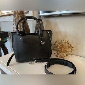 Michael Kors leather handbag crossbody